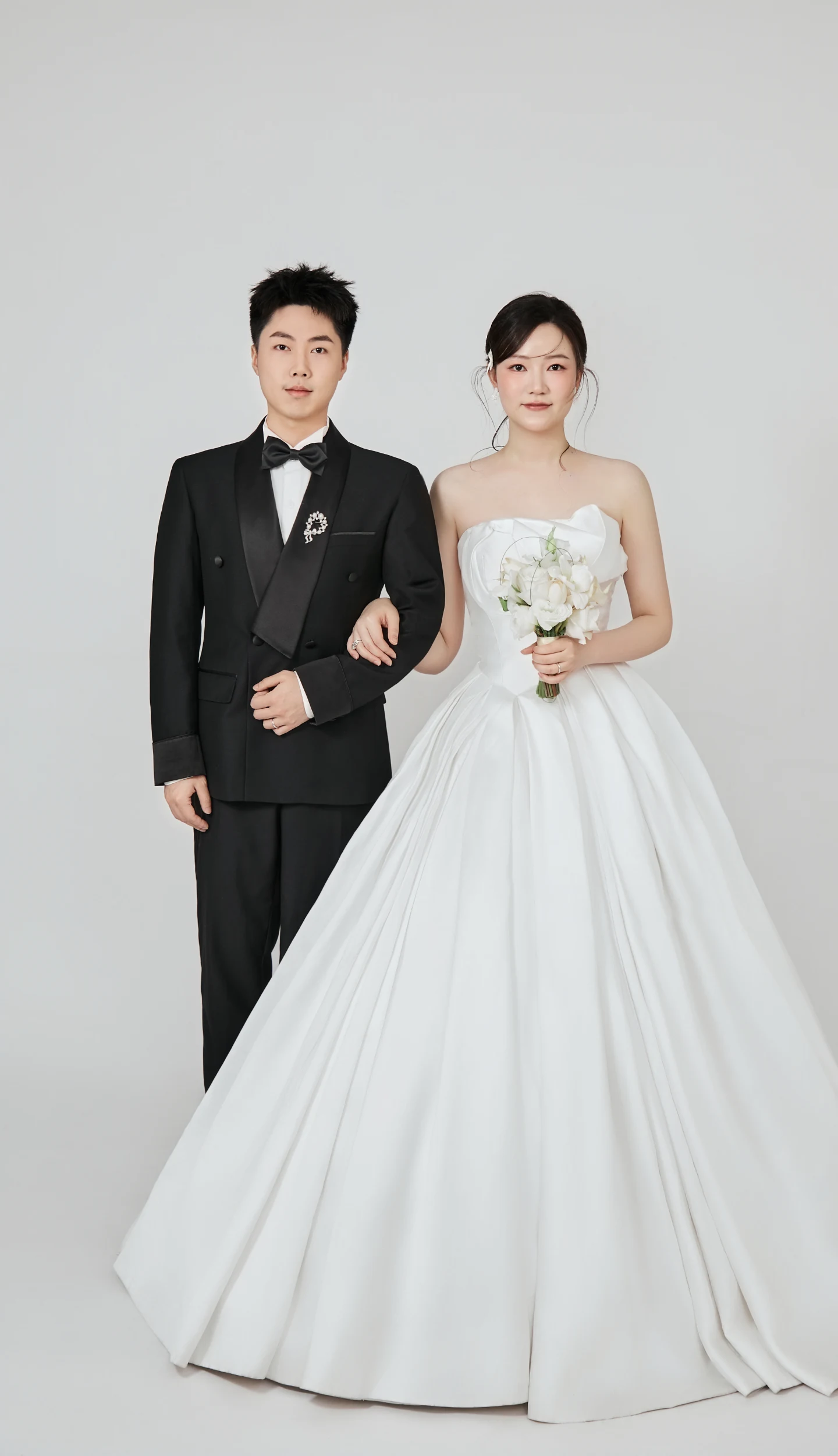 王昶与谈洁的婚纱合照